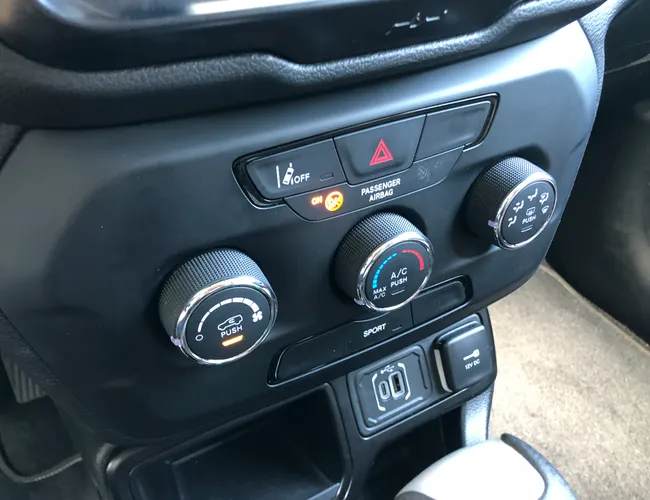 Imagem 13 – Renegade 2024 1.3 T270 Turbo Flex Sport At6