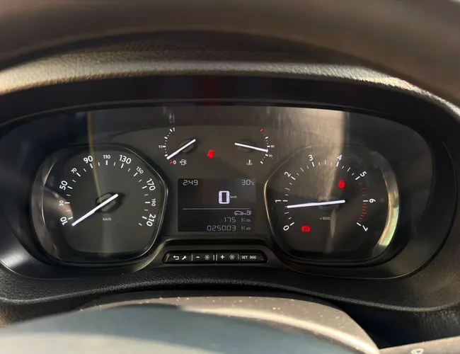 Imagem 13 – Scudo 2024 1.5 Bluehdi Diesel Cargo Manual