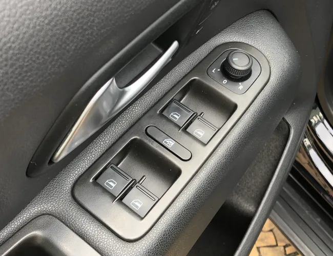 Imagem 8 – Amarok 2023 3.0 V6 Tdi Diesel Comfortline Cd 4Motion Automático