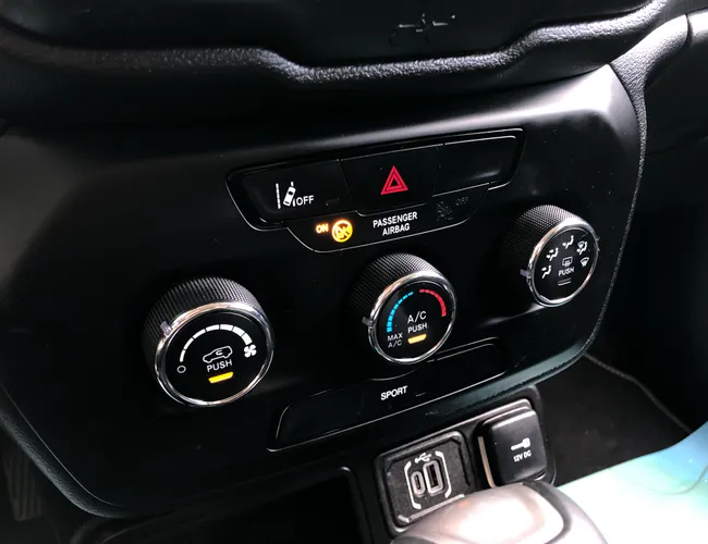 Imagem 13 – Renegade 2023 1.3 T270 Turbo Flex Sport At6