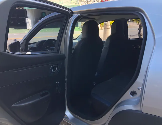 Imagem 9 – Kwid 2025 1.0 12V Sce Flex Intense Manual