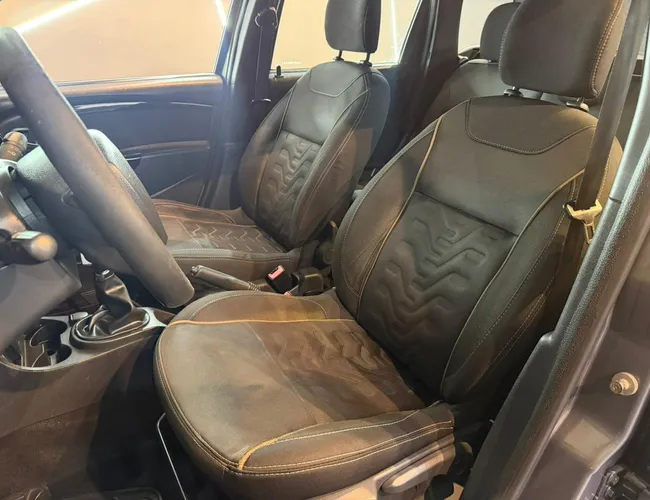 Imagem 10 – Duster 2017 2.0 Dynamique 4X2 16V Flex 4P Automático