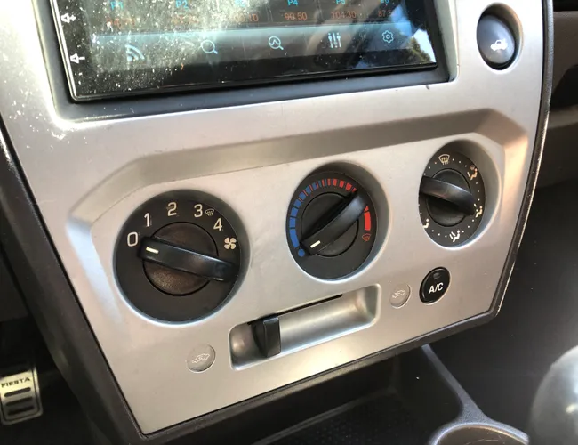 Imagem 11 – Fiesta 2012 1.6 Mpi Class Sedan 8V Flex 4P Manual
