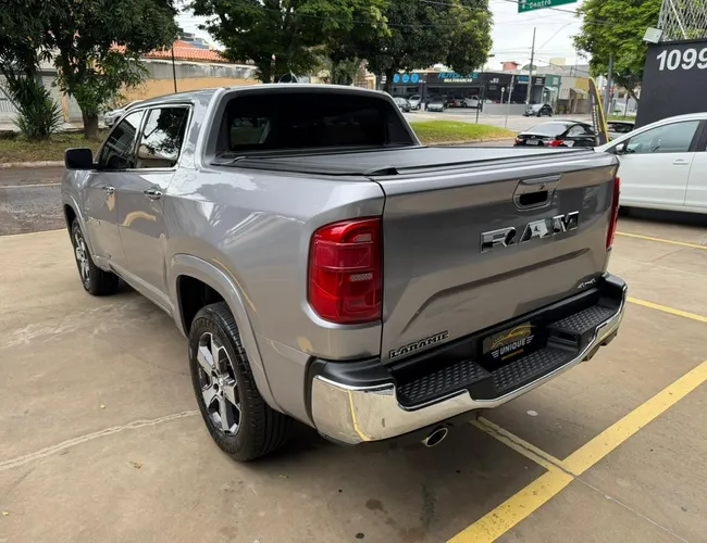 Imagem 8 – Rampage 2024 2.0 Hurricane 4 Turbo Gasolina Laramie 4X4 Automático