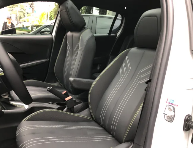 Imagem 7 – 208 2026 1.0 Turbo 200 Hybrid Gt Cvt