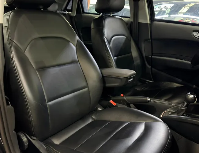 Imagem 15 – A1 2013 1.4 Tfsi Sportback Ambition 16V 185Cv Gasolina 4P Automático