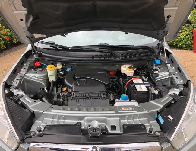 Imagem 15 – Grand Siena 2013 1.4 Mpi Attractive 8V Flex 4P Manual