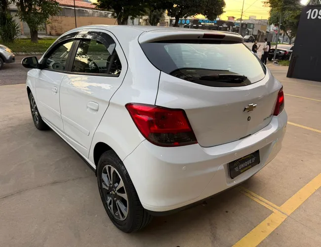 Imagem 8 – Onix 2016 1.4 Mpfi Ltz 8V Flex 4P Automático