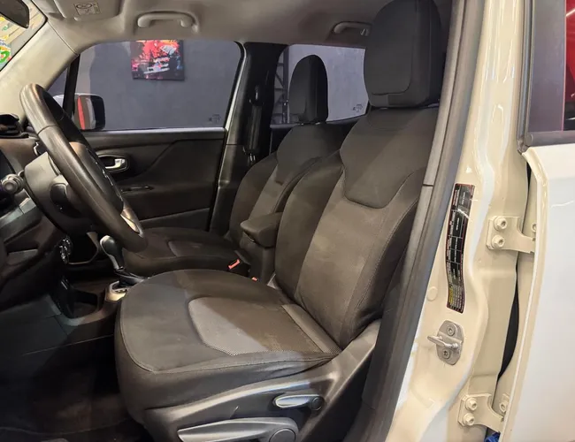 Imagem 11 – Renegade 2016 1.8 16V Flex 4P Automático