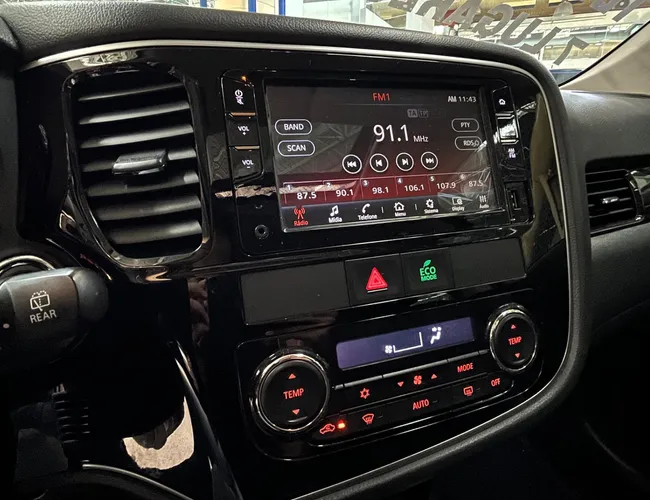 Imagem 12 – Outlander 2018 2.0 16V Gasolina 4P Automático