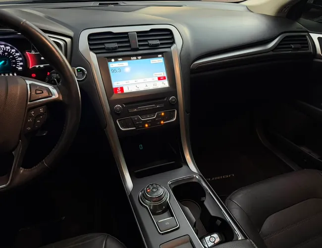 Imagem 14 – Fusion 2018 2.0 Sel 16V Gasolina 4P Automático