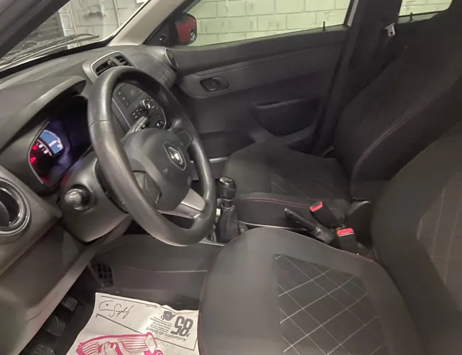 Imagem 8 – Kwid 2018 1.0 12V Sce Flex Zen Manual