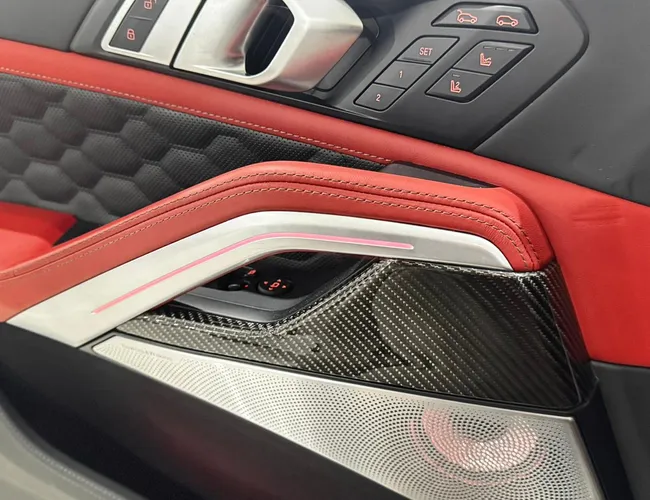 Imagem 16 – X6 2025 4.4 V8 Biturbo Gasolina M Competition Automático