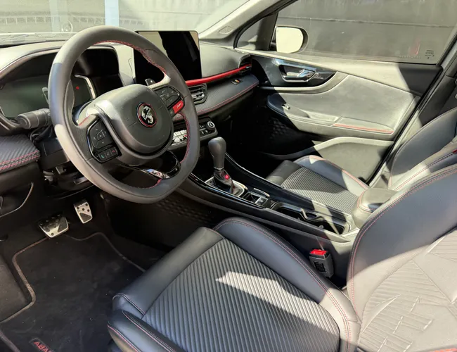 Imagem 7 – Fastback 2026 1.3 Turbo 270 Flex Abarth At6
