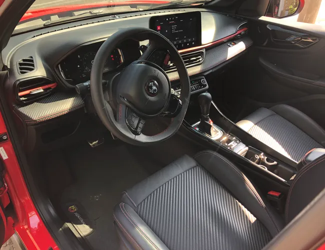 Imagem 6 – Fastback 2026 1.3 Turbo 270 Flex Abarth At6