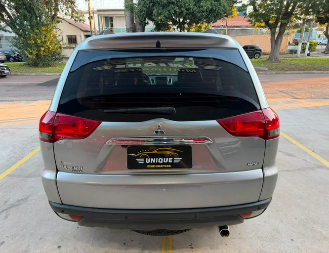 Imagem 7 – Pajero 2016 3.5 Hpe 4X4 7 Lugares V6 24V Flex 4P Automático
