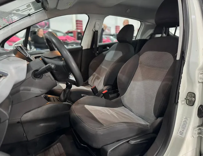 Imagem 12 – 208 2015 1.5 Active Pack 8V Flex 4P Manual