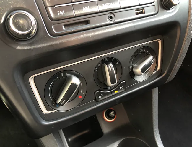 Imagem 13 – Crossfox 2016 1.6 Msi Flex 16V 4P Manual