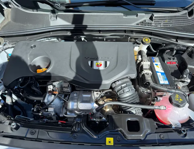 Imagem 14 – Fastback 2026 1.3 Turbo 270 Flex Abarth At6