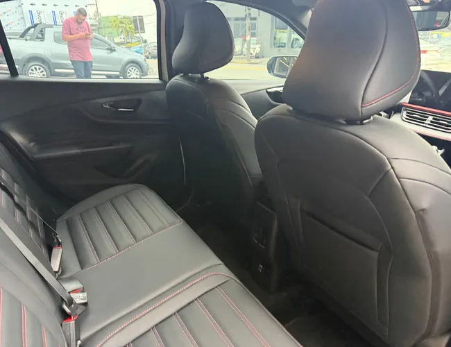 Imagem 10 – Fastback 2025 1.3 Turbo 270 Flex Abarth At6