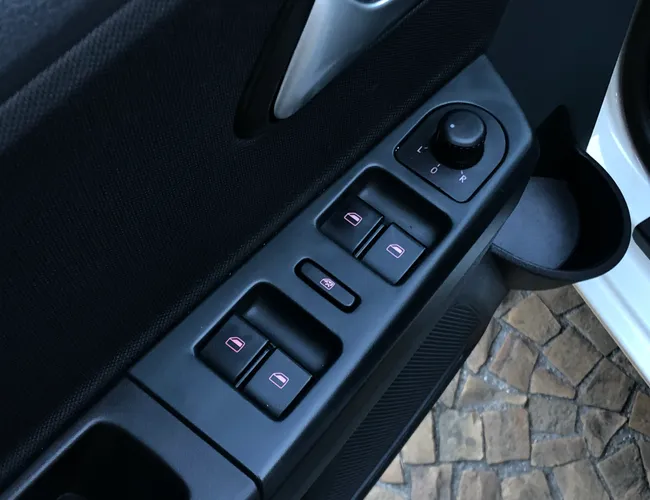 Imagem 8 – Fox 2014 1.6 Mi Highline 8V Flex 4P Manual