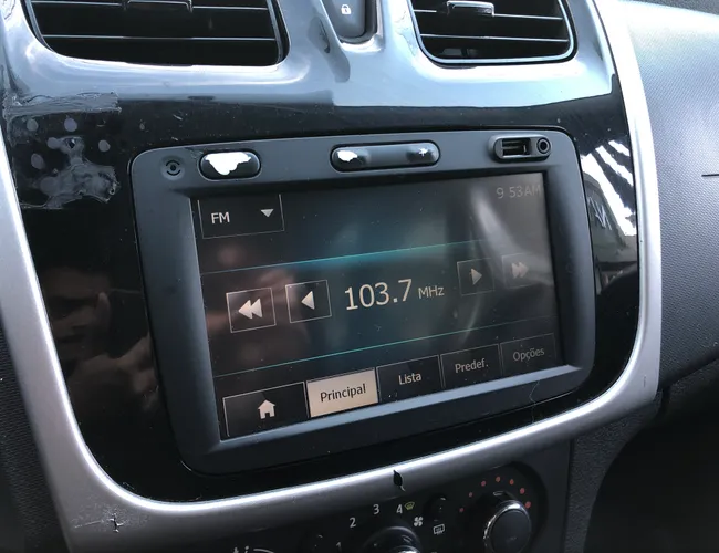 Imagem 12 – Sandero 2015 1.0 EXPRESSION 16V FLEX 4P MANUAL