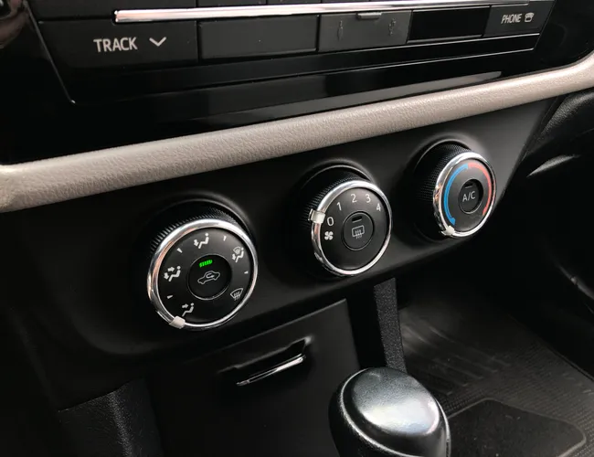 Imagem 13 – Corolla 2015 1.8 Gli 16V Flex 4P Automático