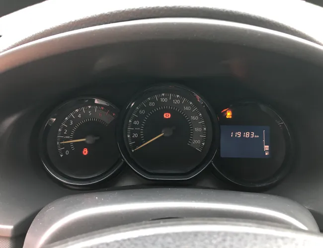 Imagem 13 – Sandero 2015 1.6 EXPRESSION 8V FLEX 4P MANUAL