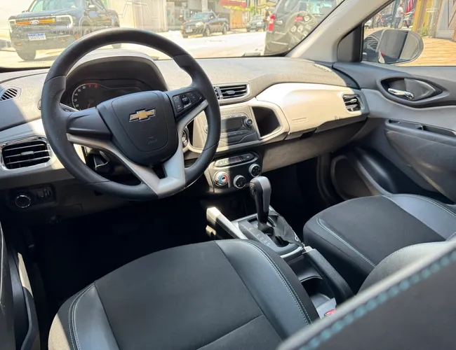 Imagem exterior do veículo Onix 2019 1.4 Mpfi Advantage 8V Flex 4P Automático