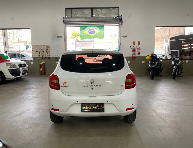 Imagem 12 – Sandero 2016 1.6 EXPRESSION 8V FLEX 4P MANUAL