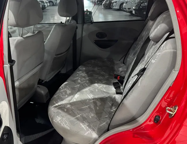 Imagem 10 – Qq 2014 1.1 Mpfi 16V Gasolina 4P Manual