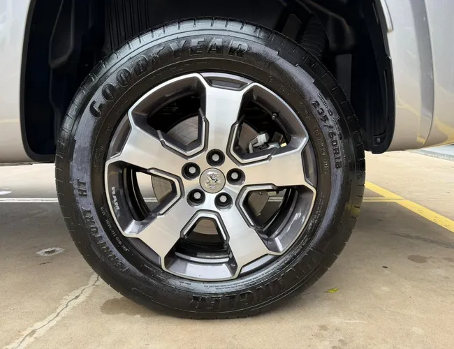 Imagem 9 – Rampage 2024 2.0 Hurricane 4 Turbo Gasolina Laramie 4X4 Automático