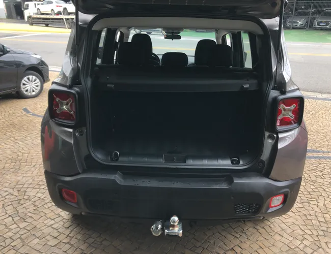 Imagem 10 – Renegade 2017 1.8 16V Flex Sport 4P Automático