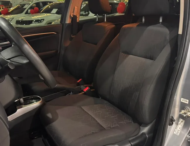 Imagem 9 – Fit 2017 1.5 Lx 16V Flex 4P Automático