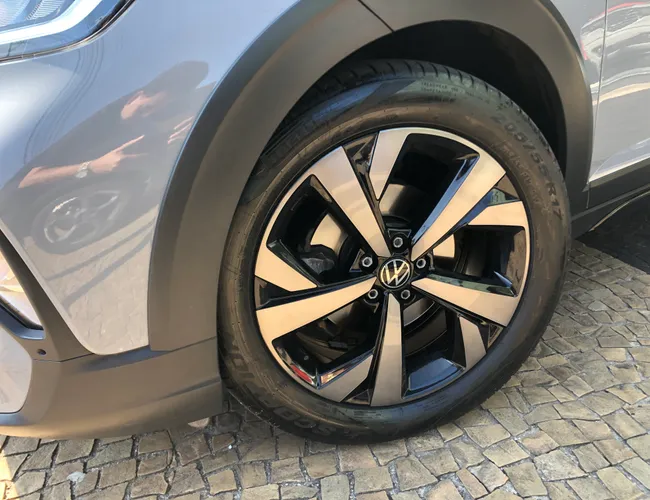 Imagem 5 – Nivus 2023 1.0 200 Tsi Total Flex Highline Automático