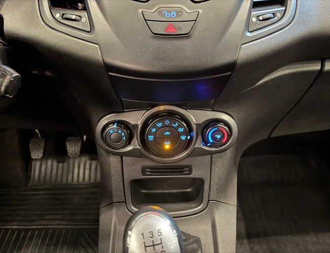 Imagem 8 – Fiesta 2015 1.5 S Hatch 16V Flex 4P Manual