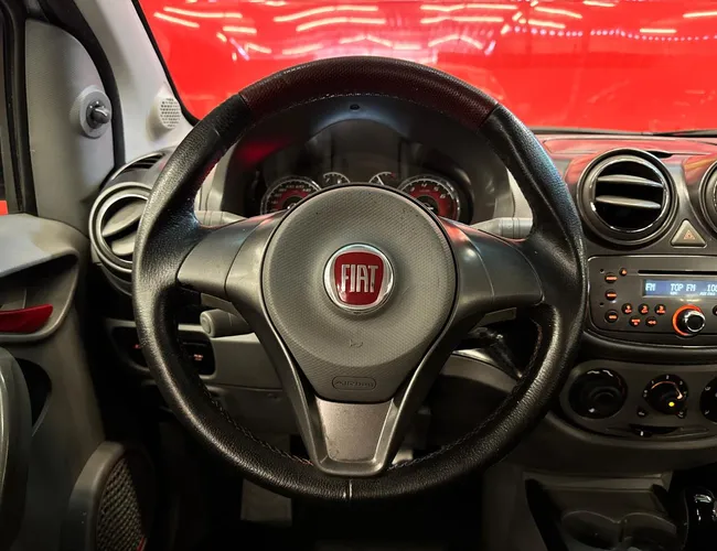 Imagem 5 – Palio 2014 1.6 Mpi Sporting 16V Flex 4P Automatizado