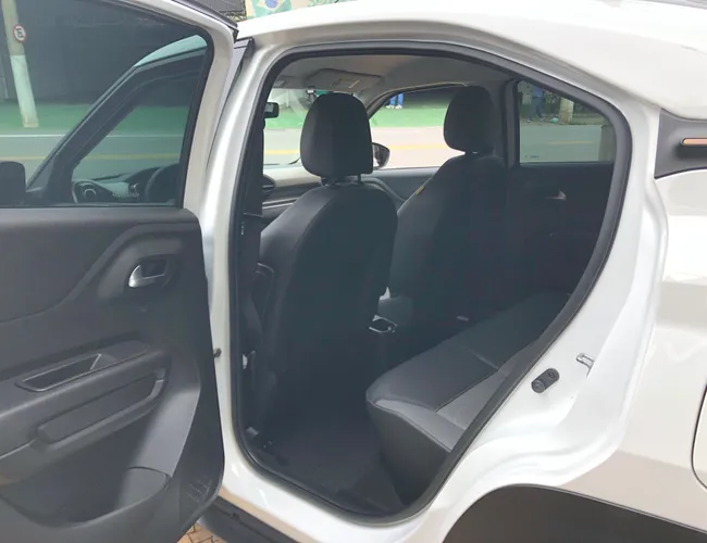 Imagem 10 – Basalt 2025 1.0 Turbo 200 Flex Shine Cvt