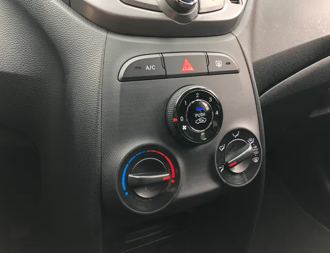 Imagem 13 – Hb20 2014 1.0 Comfort 12V Flex 4P Manual