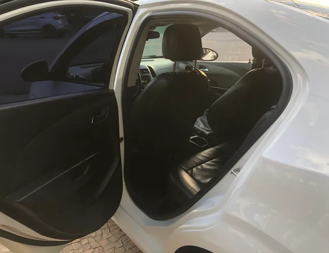 Imagem 10 – Sonic 2014 1.6 Ltz Sedan 16V Flex 4P Automático