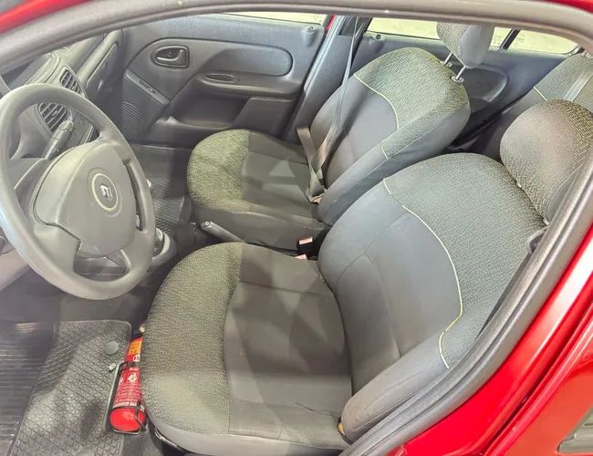 Imagem 7 – Clio 2014 1.0 EXPRESSION 16V FLEX 4P MANUAL