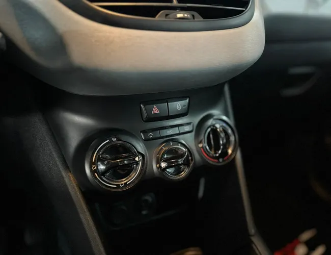 Imagem 14 – 208 2015 1.5 Active Pack 8V Flex 4P Manual