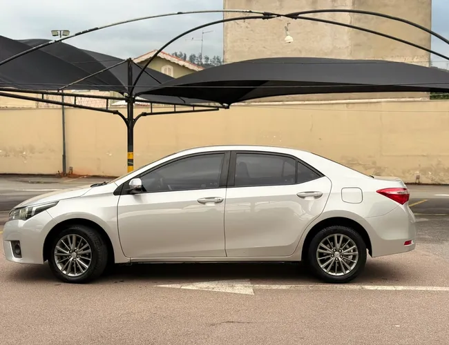 Imagem 11 – Corolla 2017 2.0 Xei 16V Flex 4P Automático