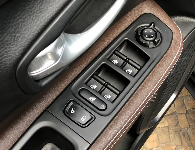 Imagem 8 – Renegade 2024 1.3 T270 Turbo Flex Sport At6