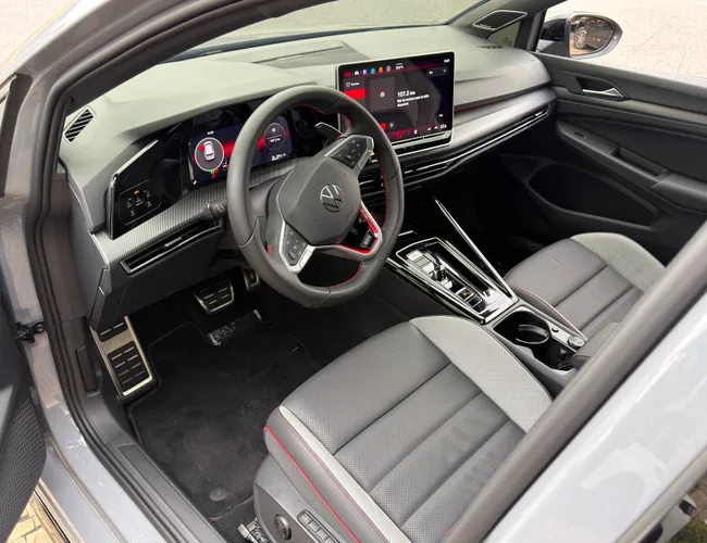 Imagem 7 – Golf 2026 2.0 370 Tsi Gasolina Gti Dsg