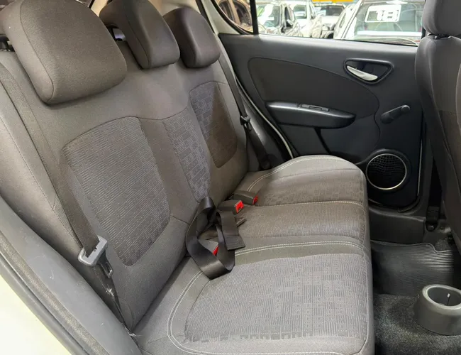 Imagem 15 – Palio 2017 1.0 Mpi Attractive 8V Flex 4P Manual