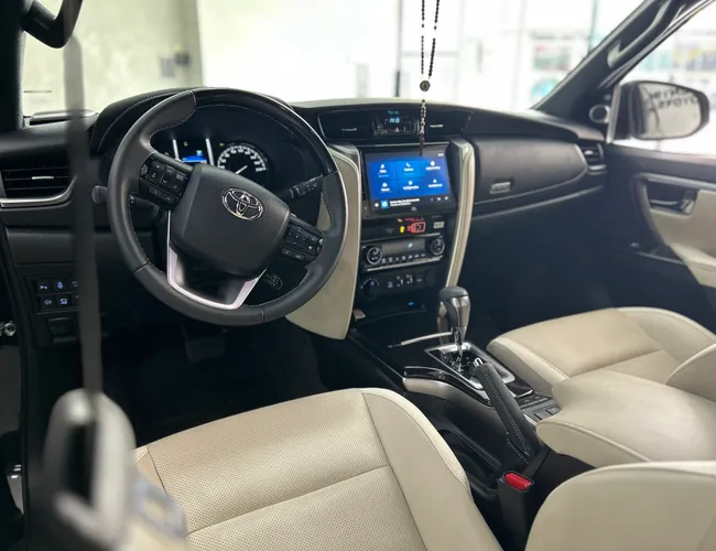 Imagem 6 – Hilux Sw4 2024 2.8 D-4D Turbo Diesel Diamond 7L 4X4 Automático