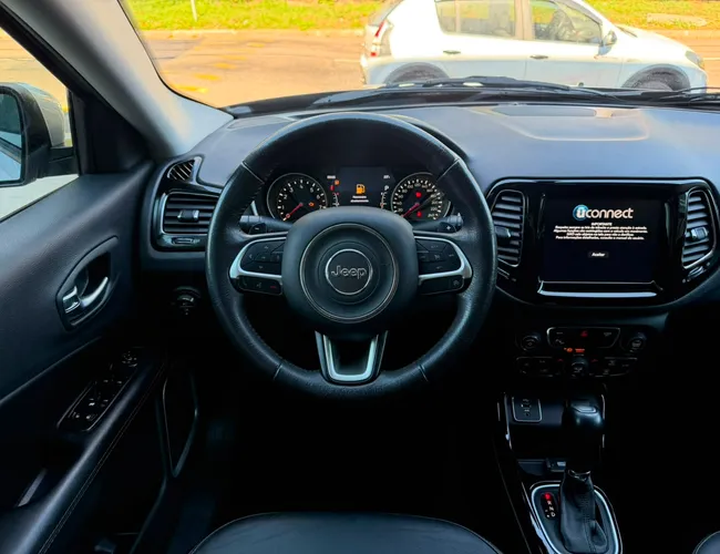 Imagem 12 – Compass 2018 2.0 16V Flex Limited Automático