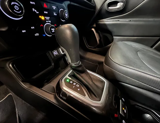 Imagem 10 – Renegade 2023 1.3 T270 Turbo Flex Longitude At6