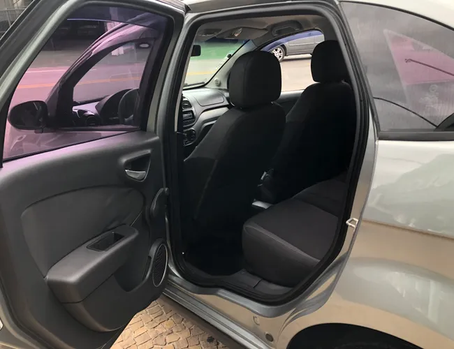 Imagem 10 – Grand Siena 2013 1.4 Mpi Attractive 8V Flex 4P Manual